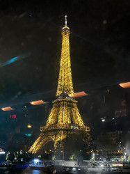 Фото из тура Французский Каприз   4 дня в Париже + Нормандия, долина Луары, Мон-Сен-Мишель!, 22 октября 2023 от туриста Тетяна та Марія